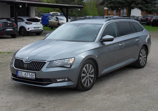 skoda nałęczów Skoda Superb cena 59900 przebieg: 182000, rok produkcji 2017 z Nałęczów